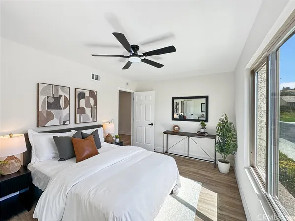 $1,044,900 | 23611 Villena, Mission Viejo, CA 92692