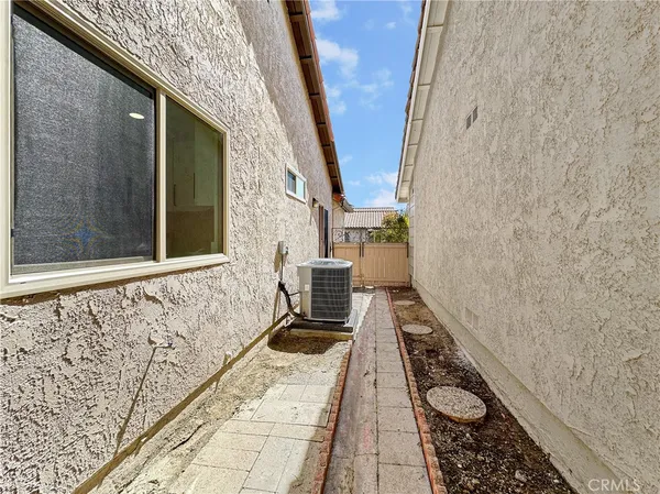 $1,044,900 | 23611 Villena, Mission Viejo, CA 92692