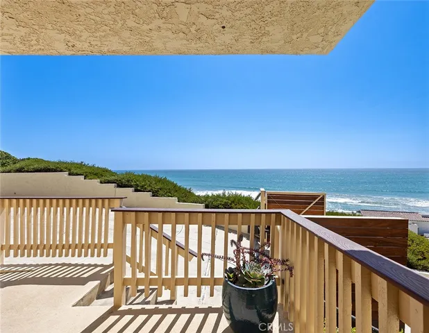 $2,195,000 | 121 Boca De La Playa, Unit 1, San Clemente, CA 92672