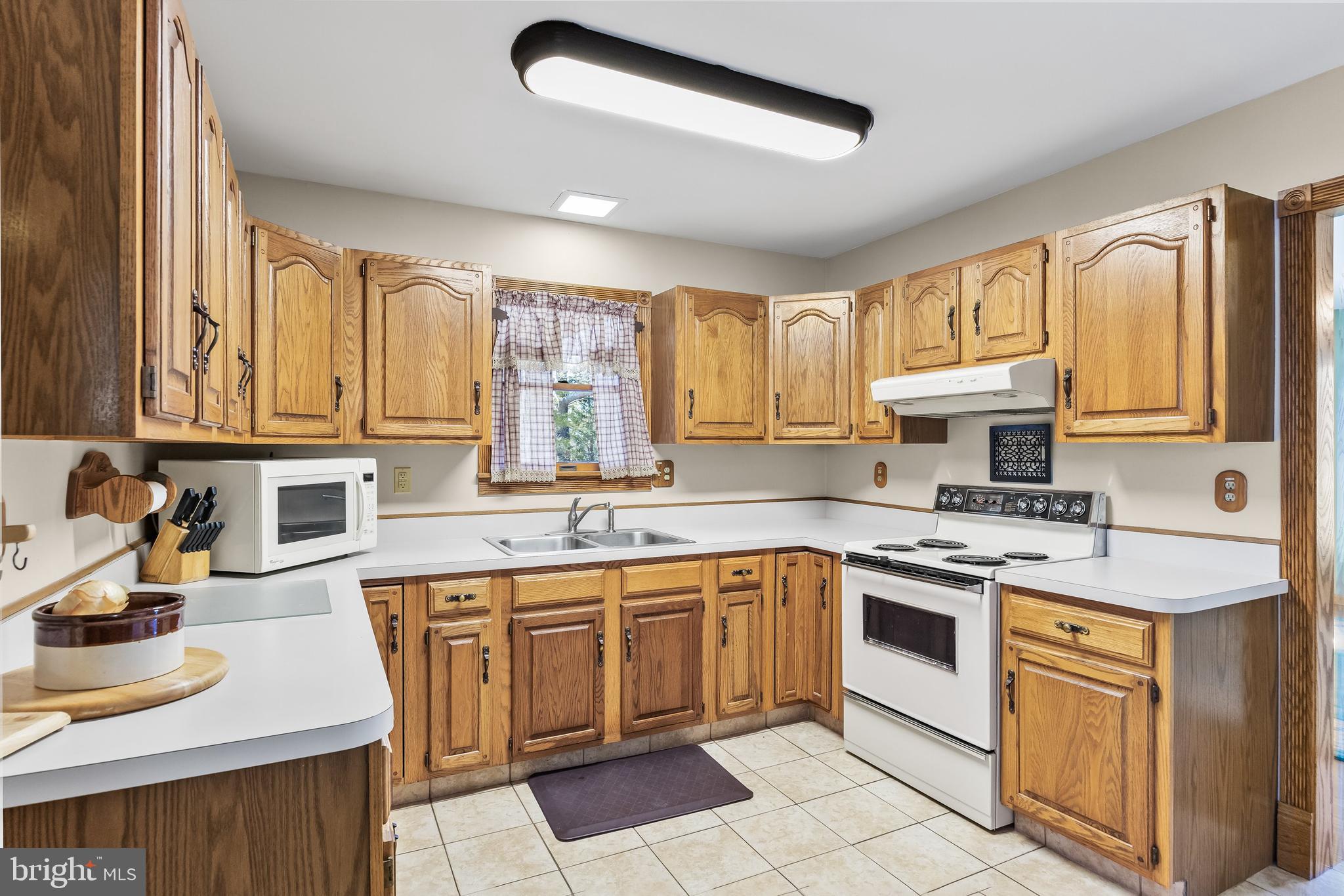 182 Garden Road Elmer, NJ 08318 - Photo 8 of 43 Gallery Image 8