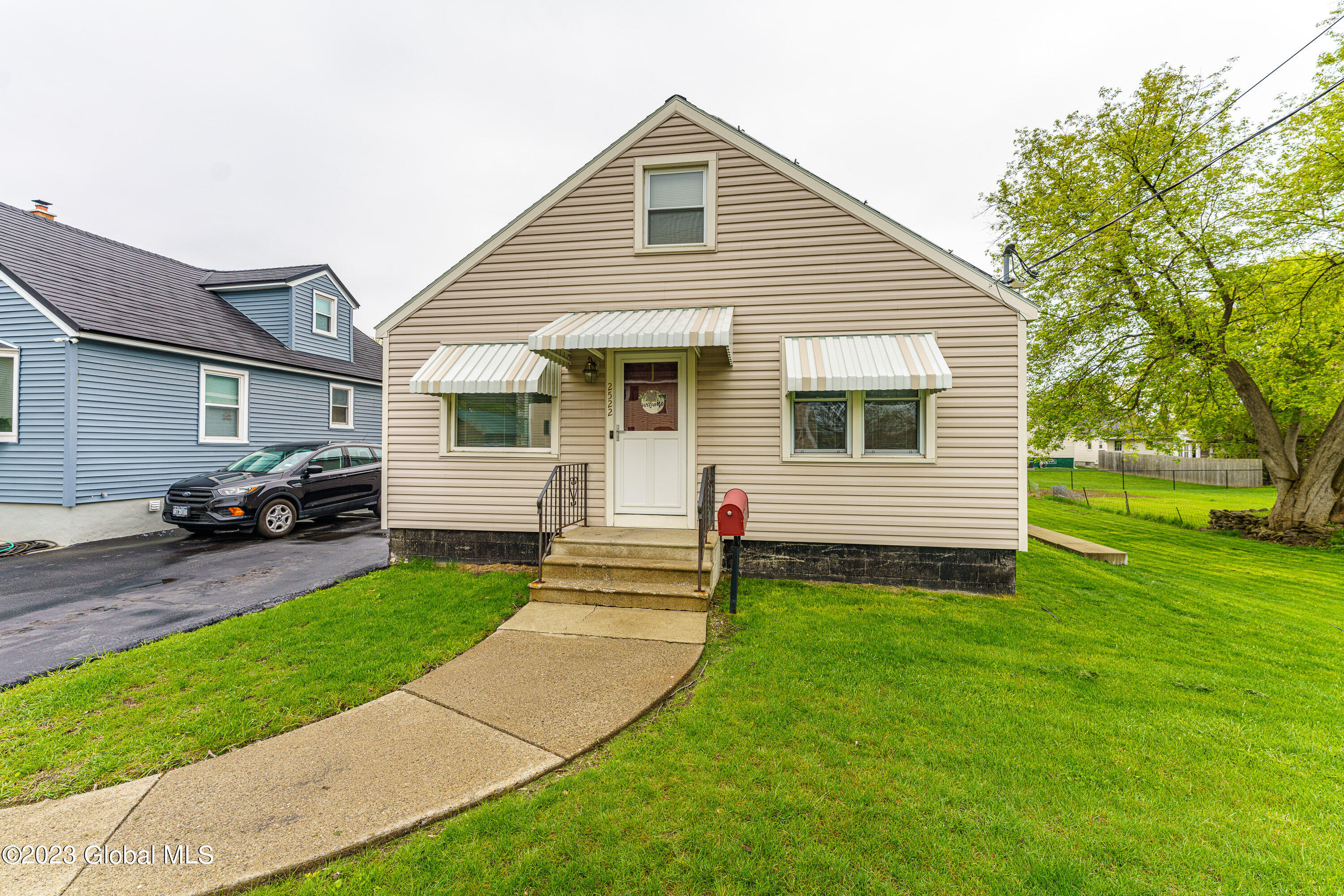 2522 Pauline Avenue, Rotterdam, NY 12306 Compass