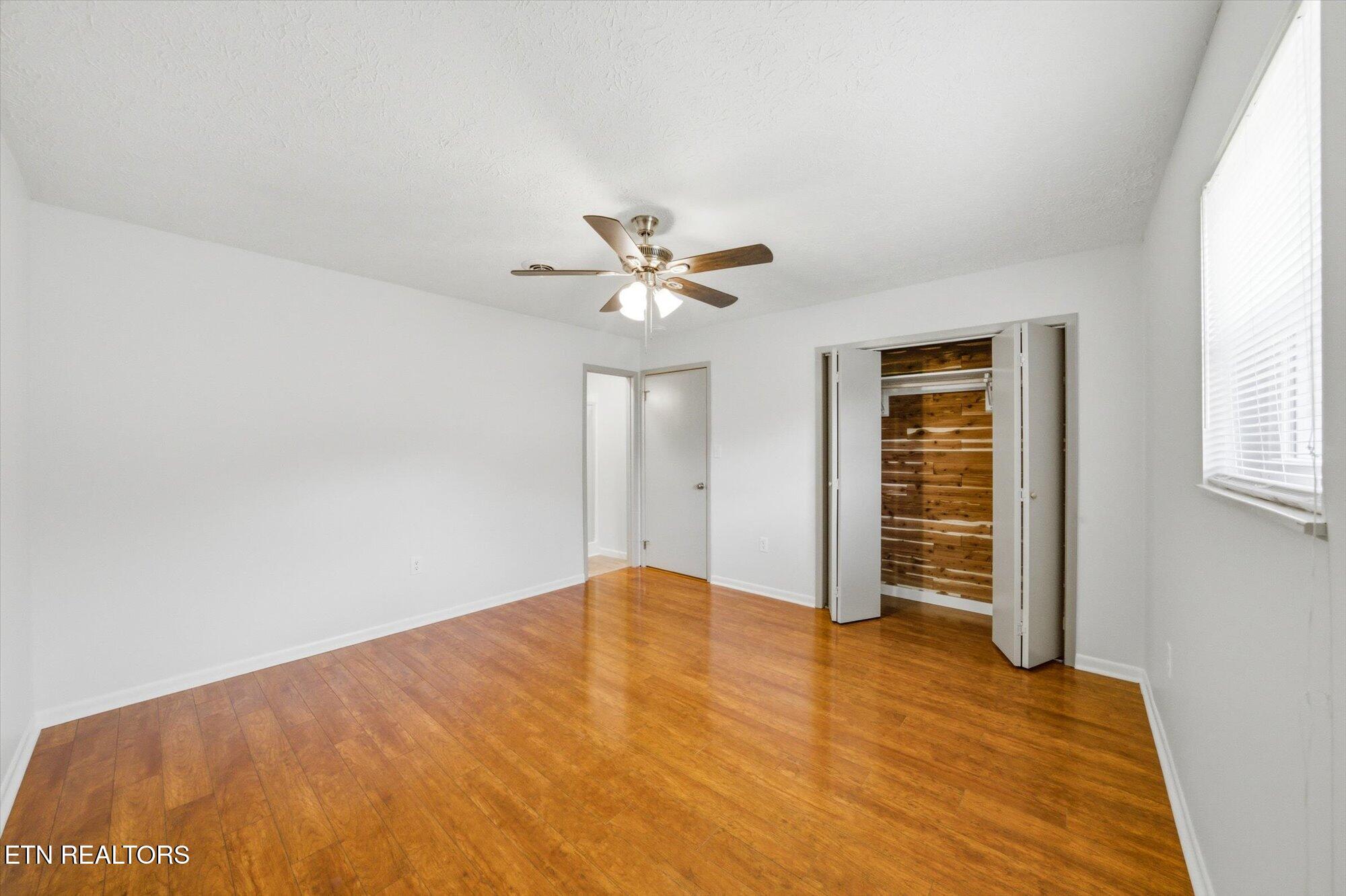 409 Windrush Circle Sevierville, TN 37862 - Photo 17 of 32 14-409-Windrush-Cir-Sevierville-TN-14