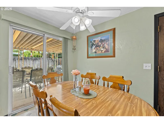 $340,000 | 231 Chestnut Street, Myrtle Creek, OR 97457