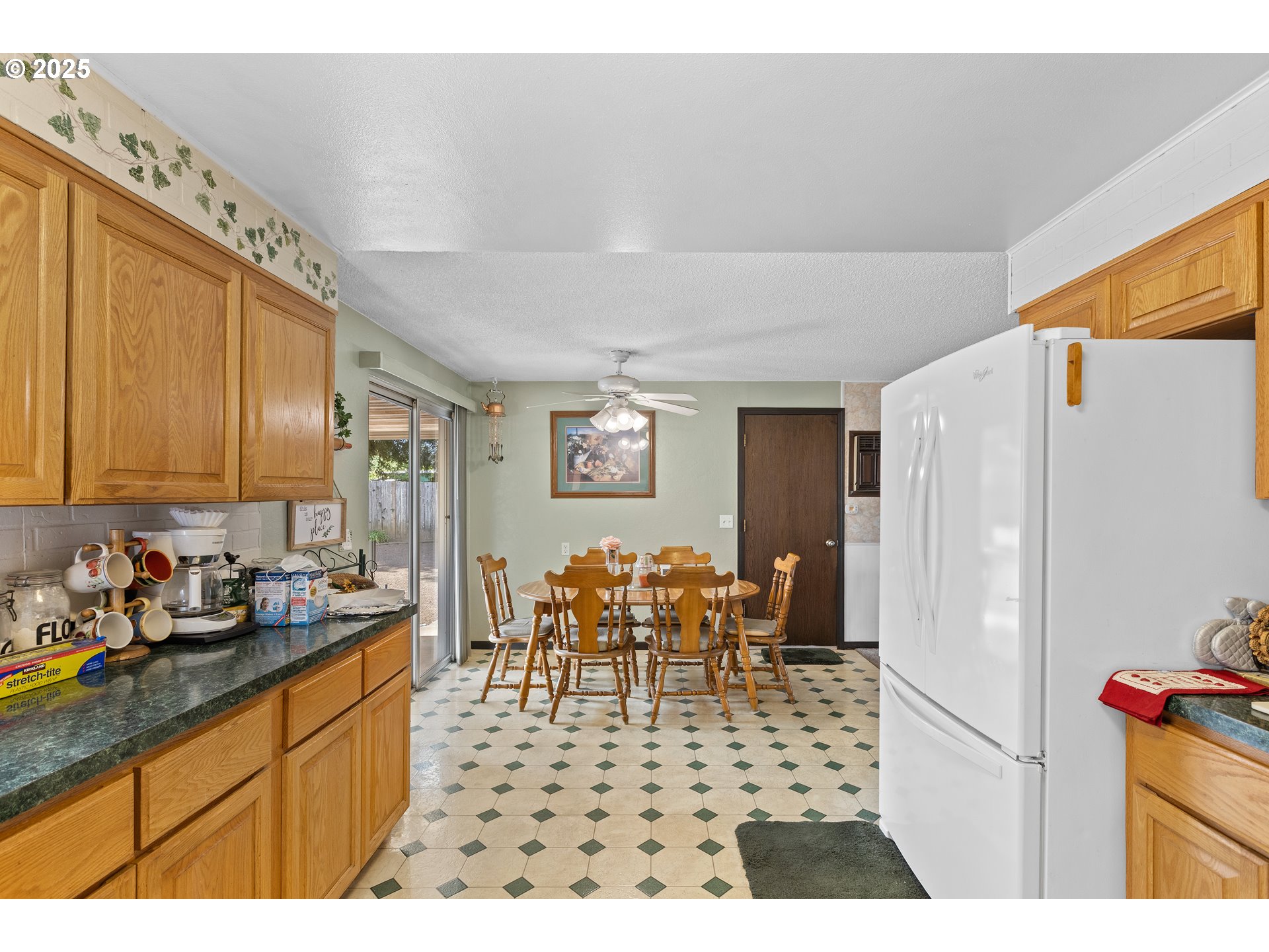 231 Chestnut Street Myrtle Creek, OR 97457 - Photo 8 of 39