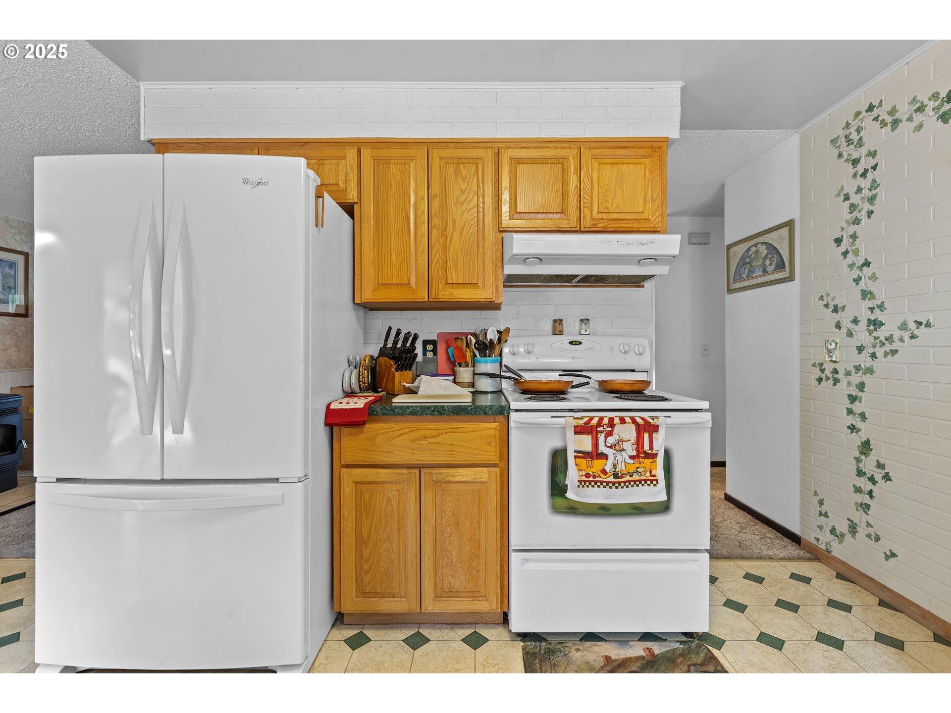 231 Chestnut Street Myrtle Creek, OR 97457 - Photo 10 of 39