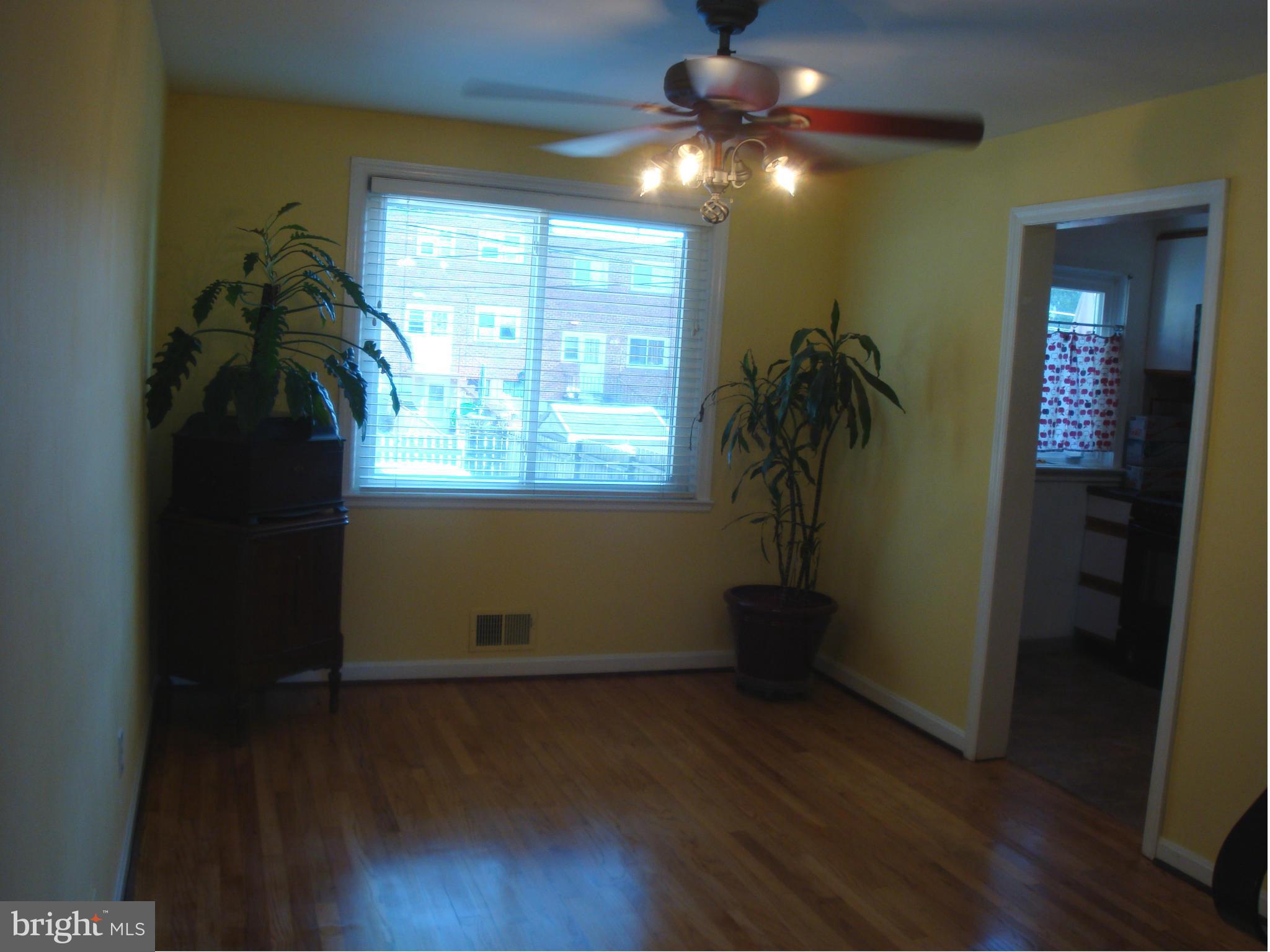 1111 Deanwood Road Baltimore, MD 21234 - Photo 7 of 28 Dining Room