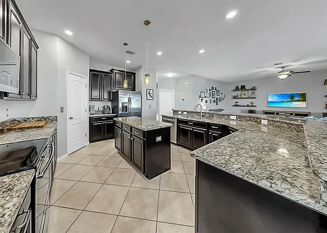 $625,000 | 11704 Bearpaw Shale Street, Riverview, FL 33579