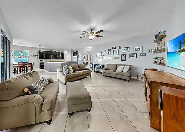 $625,000 | 11704 Bearpaw Shale Street, Riverview, FL 33579