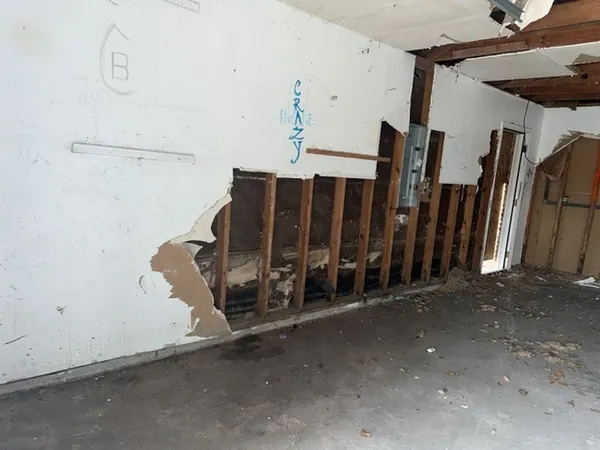 $150,000 | 2506 Loch Lomond Street, Highlands, TX 77562