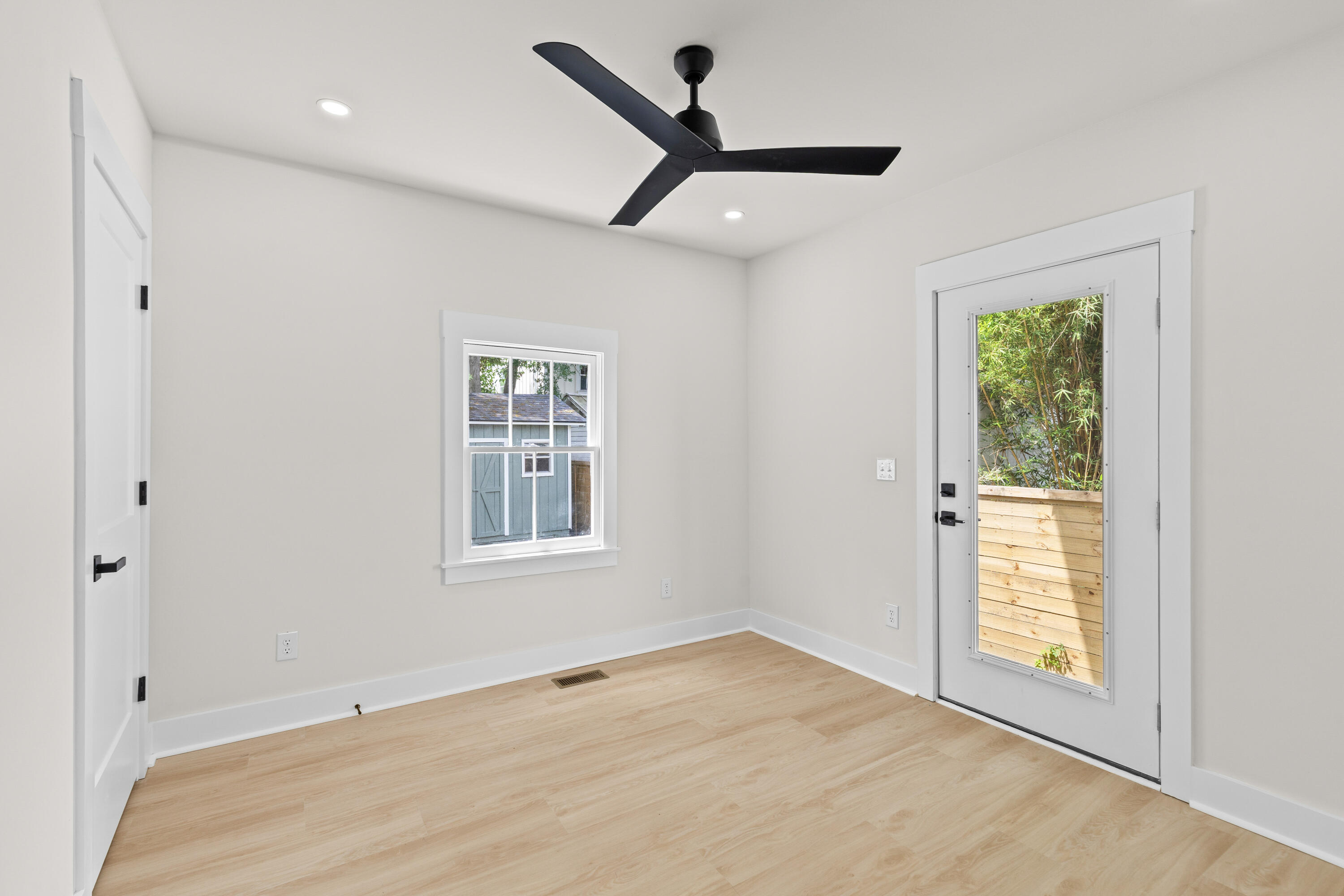 61 Maple Street Charleston, SC 29403 - Photo 20 of 57 61-Maple-25