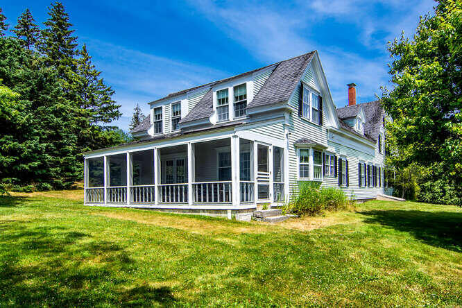 240 Reach Road Brooklin, ME 04616 - Photo 8 of 37 Back porch