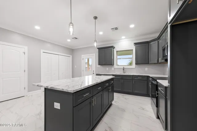 $198,000 | 226 Lindsey Circle, Carencro, LA 70520