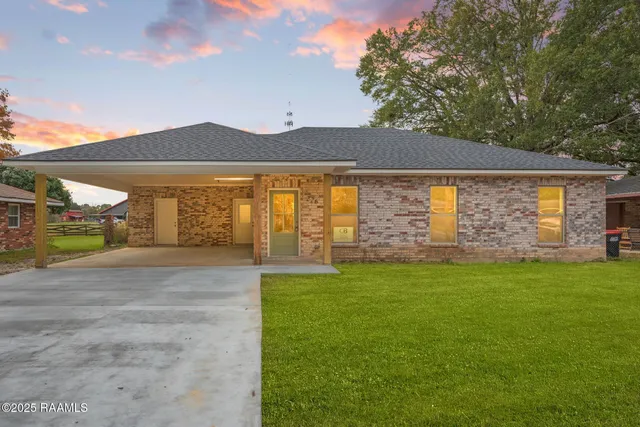 $198,000 | 226 Lindsey Circle, Carencro, LA 70520