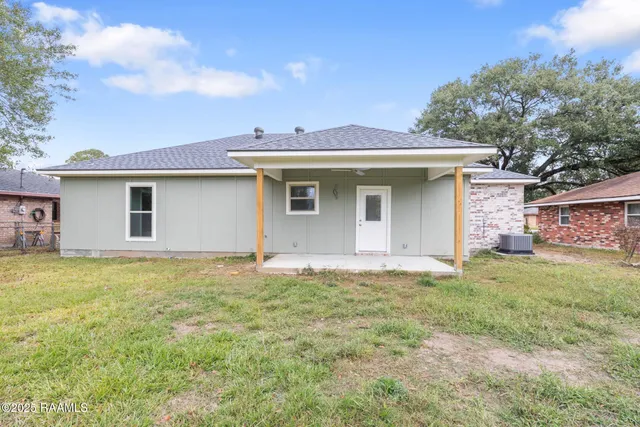 $198,000 | 226 Lindsey Circle, Carencro, LA 70520