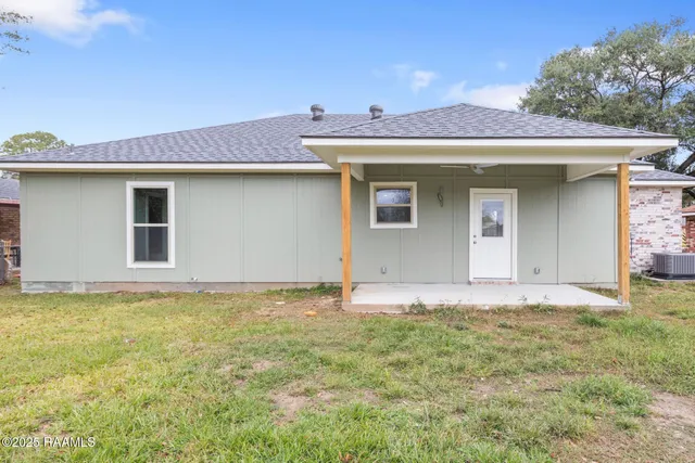 $198,000 | 226 Lindsey Circle, Carencro, LA 70520