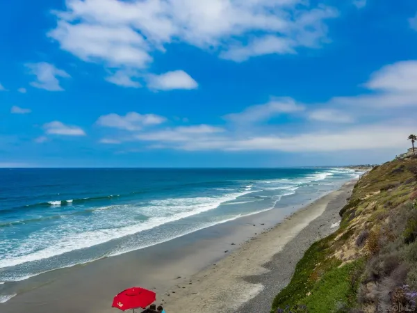 $1,195,000 | 1680 North Coast Highway 101, Unit 30, Encinitas, CA 92024
