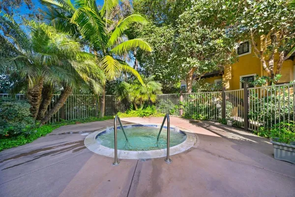 $1,195,000 | 1680 North Coast Highway 101, Unit 30, Encinitas, CA 92024