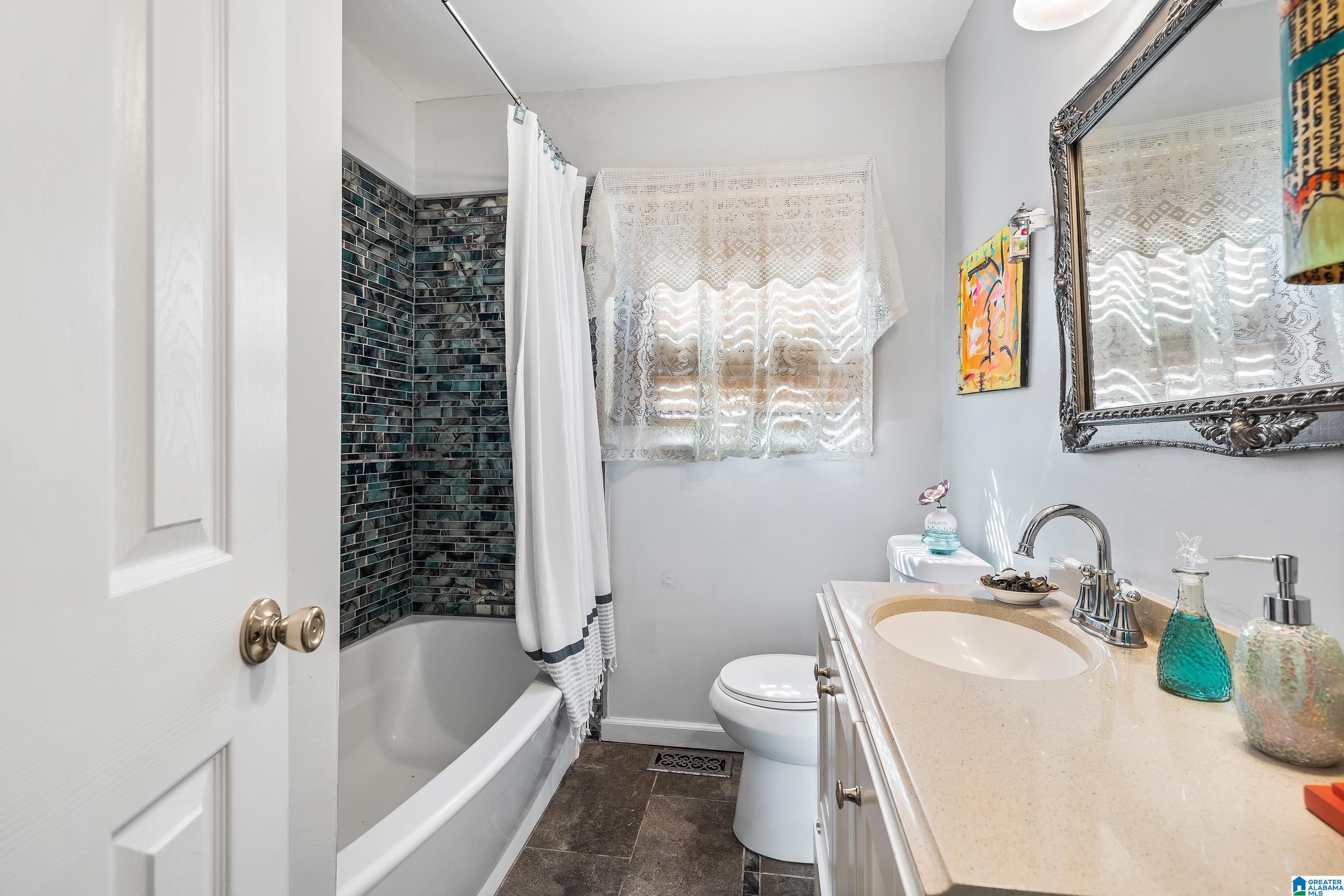 220 Stacy Street Birmingham, AL 35213 - Photo 16 of 29