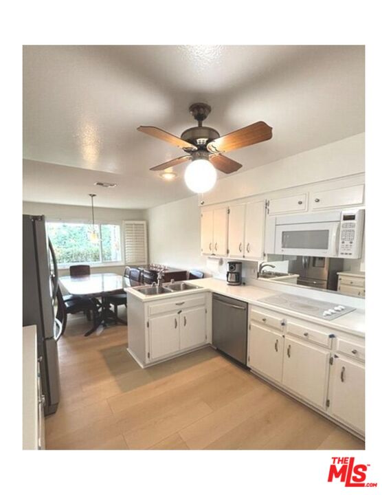 199 Summit View Drive, Unit E Calimesa, CA 92320 - Photo 2 of 7