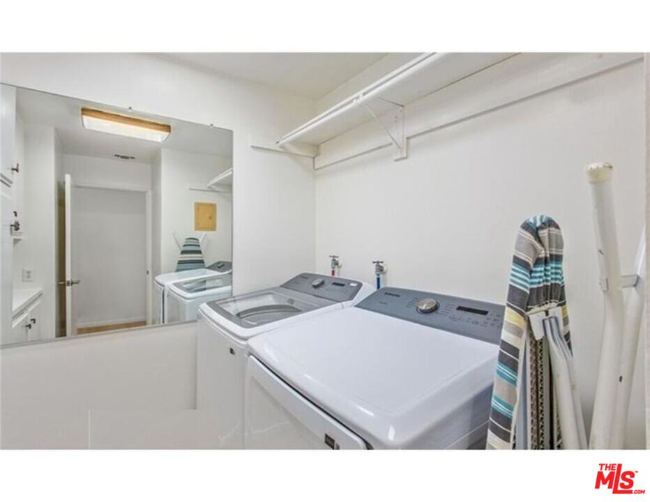 199 Summit View Drive, Unit E Calimesa, CA 92320 - Photo 3 of 7