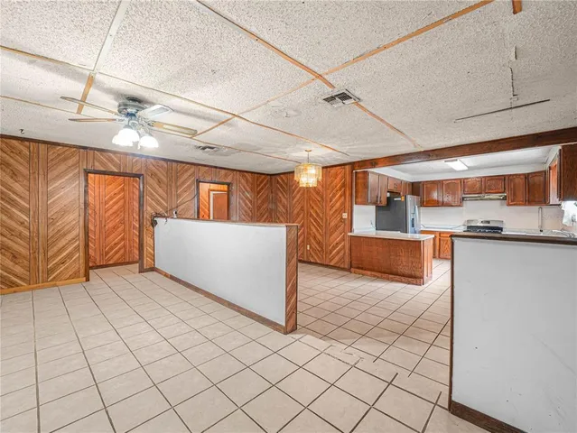 a view of a storage & utility room
