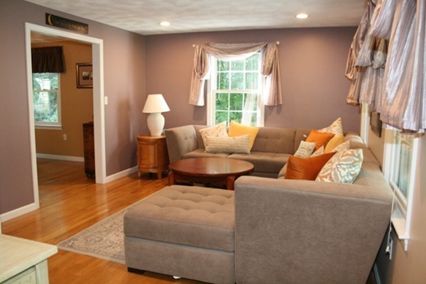 46 Nutter Road North Reading, MA 01864 - Photo 4 of 26 Gallery Image 4