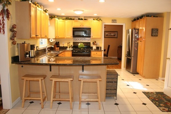 46 Nutter Road North Reading, MA 01864 - Photo 6 of 26 Gallery Image 6