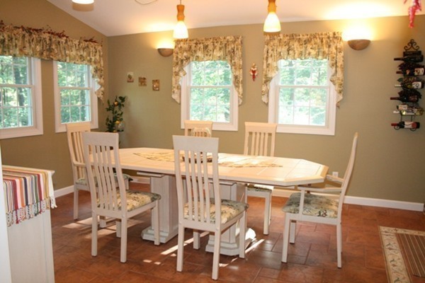 46 Nutter Road North Reading, MA 01864 - Photo 9 of 26 Gallery Image 9