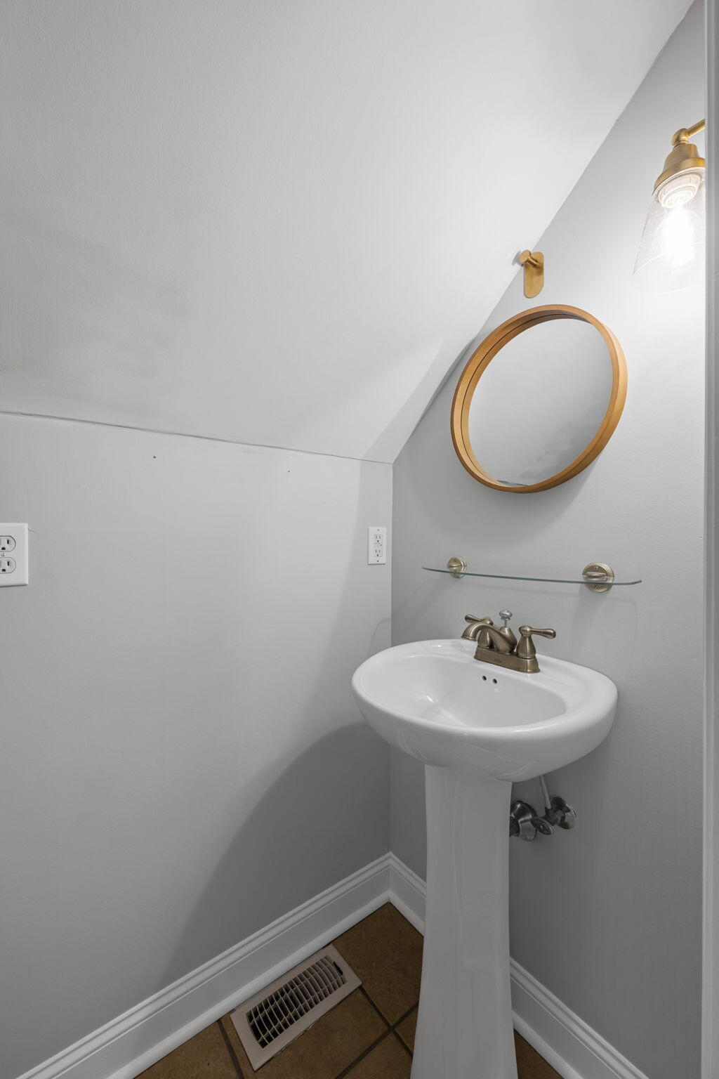 8301 Providence Road Ooltewah, TN 37363 - Photo 14 of 63 13-web-or-mls-DSC_1976