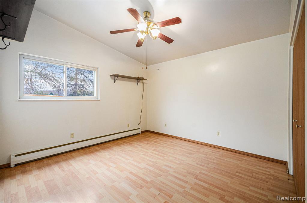 8297 Jordan Road Grand Blanc, MI 48439 - Photo 16 of 34