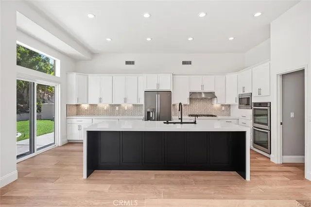 $6,300 | 2635 Palmetto, Tustin, CA 92782