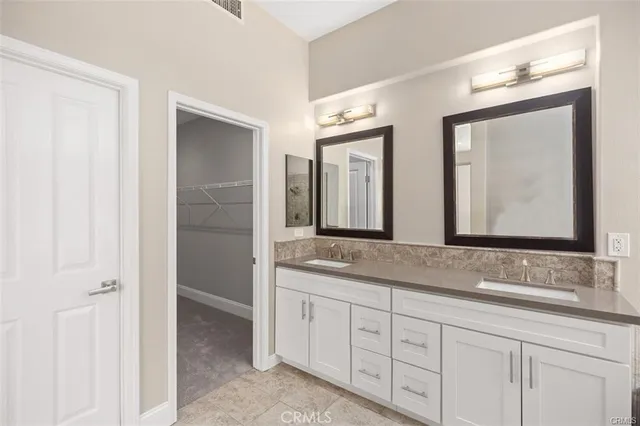 $6,300 | 2635 Palmetto, Tustin, CA 92782