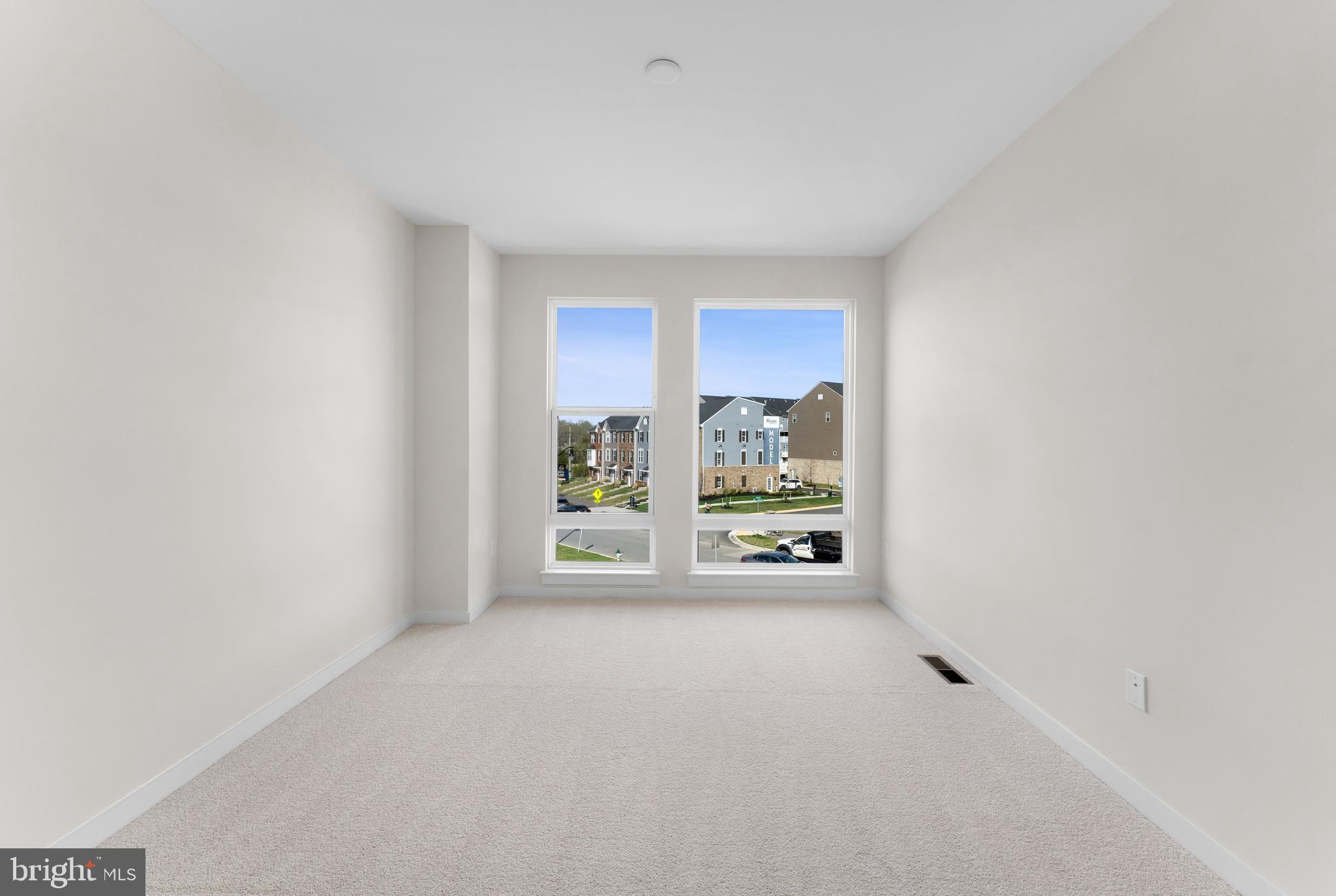 129 Summit Point Boulevard, Unit 11J Bowie, MD 20716 - Photo 41 of 45