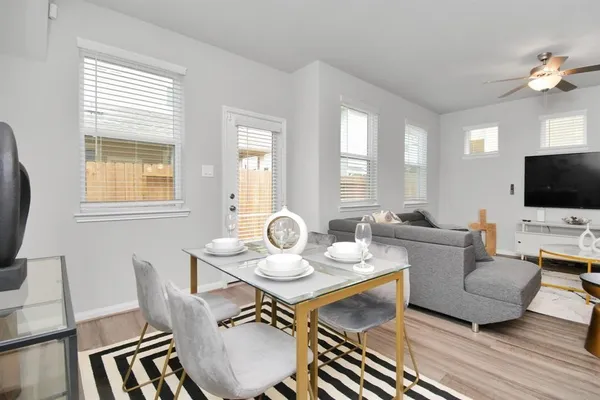 $2,600 | 1524 Parkland Oak Drive, Houston, TX 77084