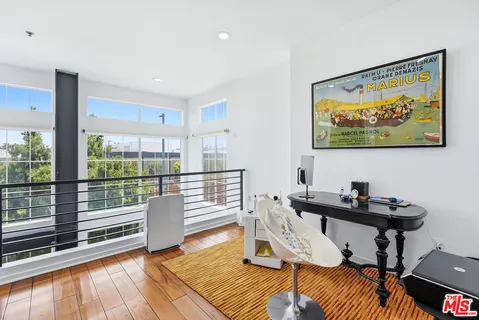 $1,695,000 | 5350 Playa Vista Drive, Unit 17, Playa Vista, CA 90094
