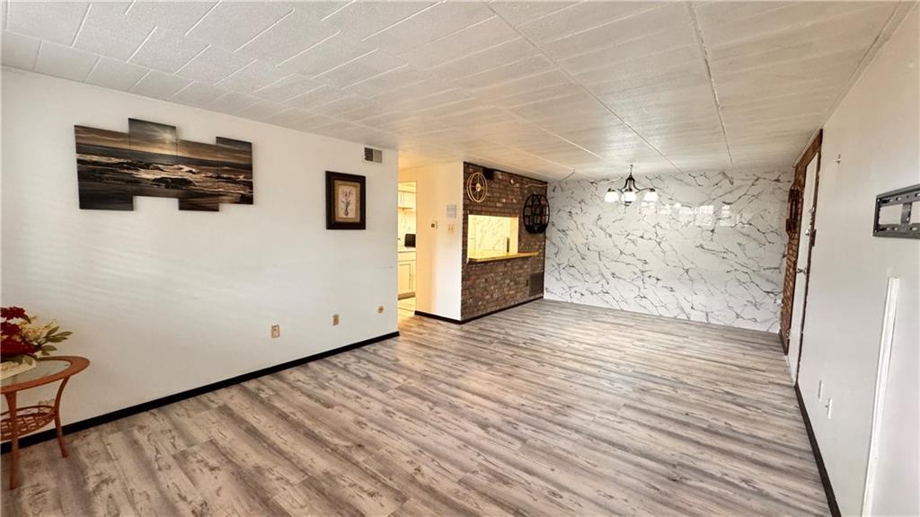 323 Ridge Point Circle, Unit A11 Bridgeville, PA 15017 - Photo 14 of 31