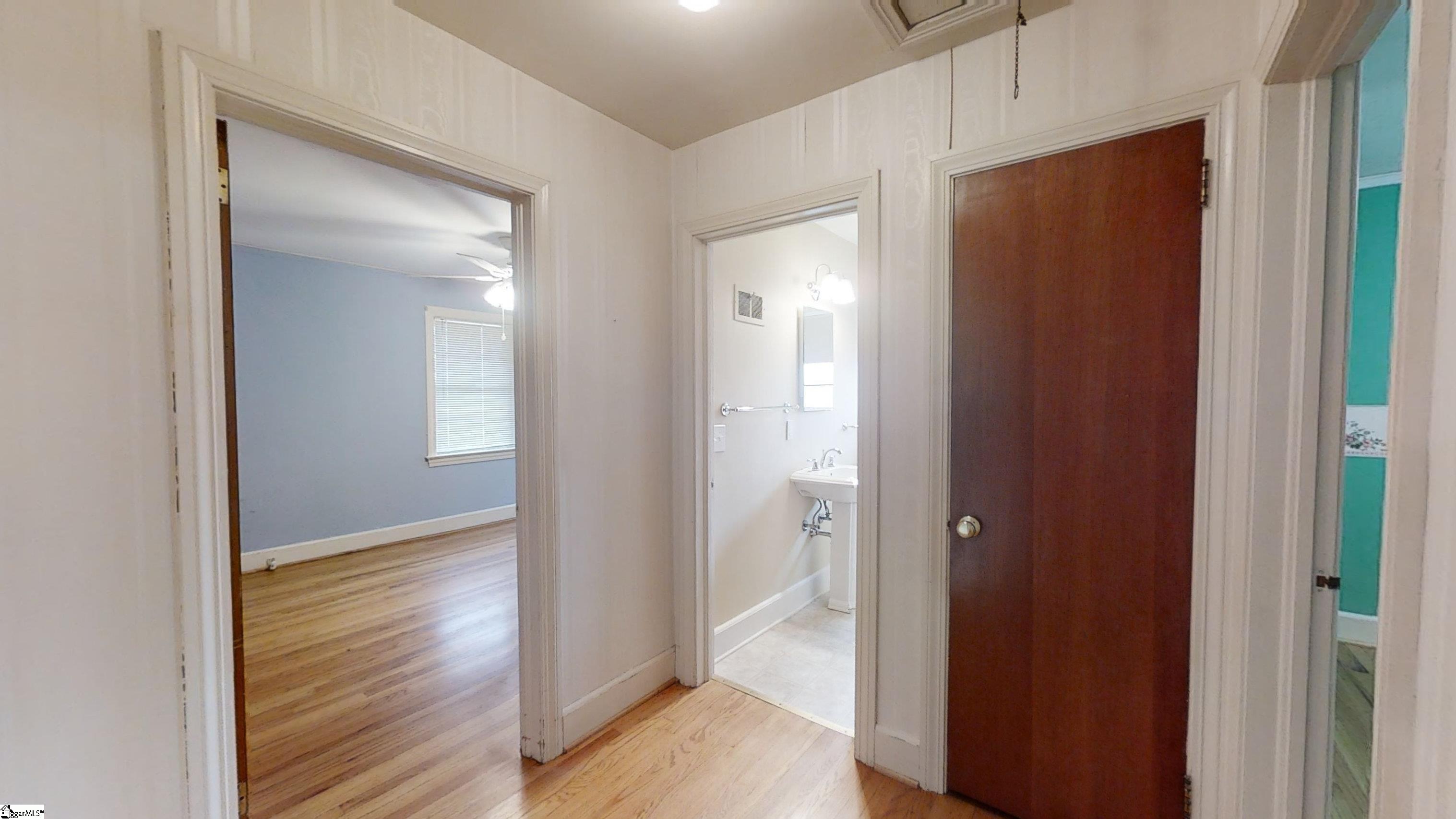 1 Perrin Street Greenville, SC 29607 - Photo 12 of 21