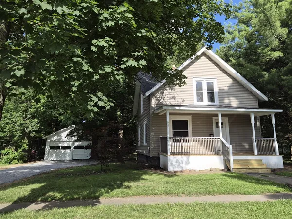 $215,000 | 317 North Grant Avenue, Three Rivers, MI 49093