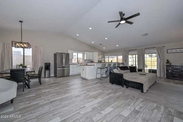 $427,500 | 3918 West Calle Lejos, Glendale, AZ 85310