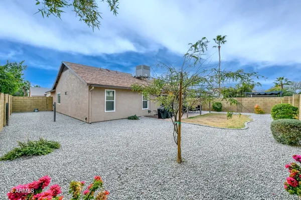 $427,500 | 3918 West Calle Lejos, Glendale, AZ 85310