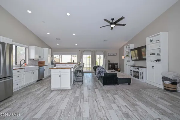 $427,500 | 3918 West Calle Lejos, Glendale, AZ 85310