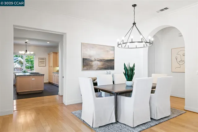 $2,299,000 | 6 Whiting Court, Moraga, CA 94556