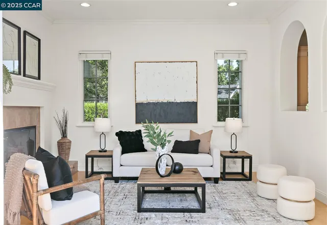 $2,299,000 | 6 Whiting Court, Moraga, CA 94556