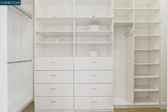 $2,299,000 | 6 Whiting Court, Moraga, CA 94556