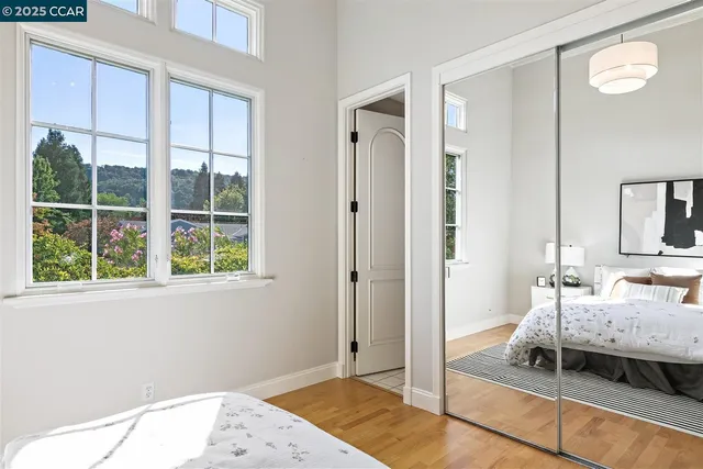 $2,299,000 | 6 Whiting Court, Moraga, CA 94556