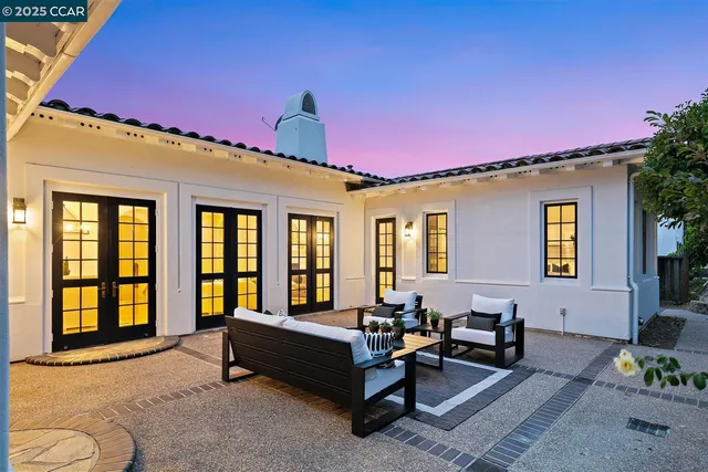 $2,299,000 | 6 Whiting Court, Moraga, CA 94556