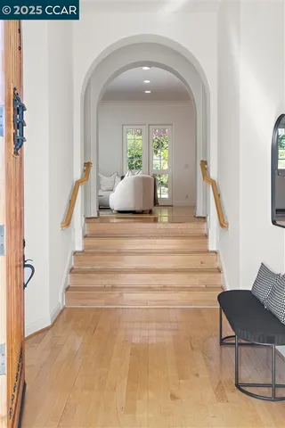 $2,299,000 | 6 Whiting Court, Moraga, CA 94556