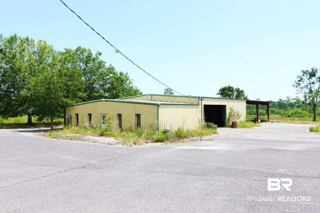 23720 Highway 98 Elberta, AL 36530 - Photo 12 of 23 Barn on site