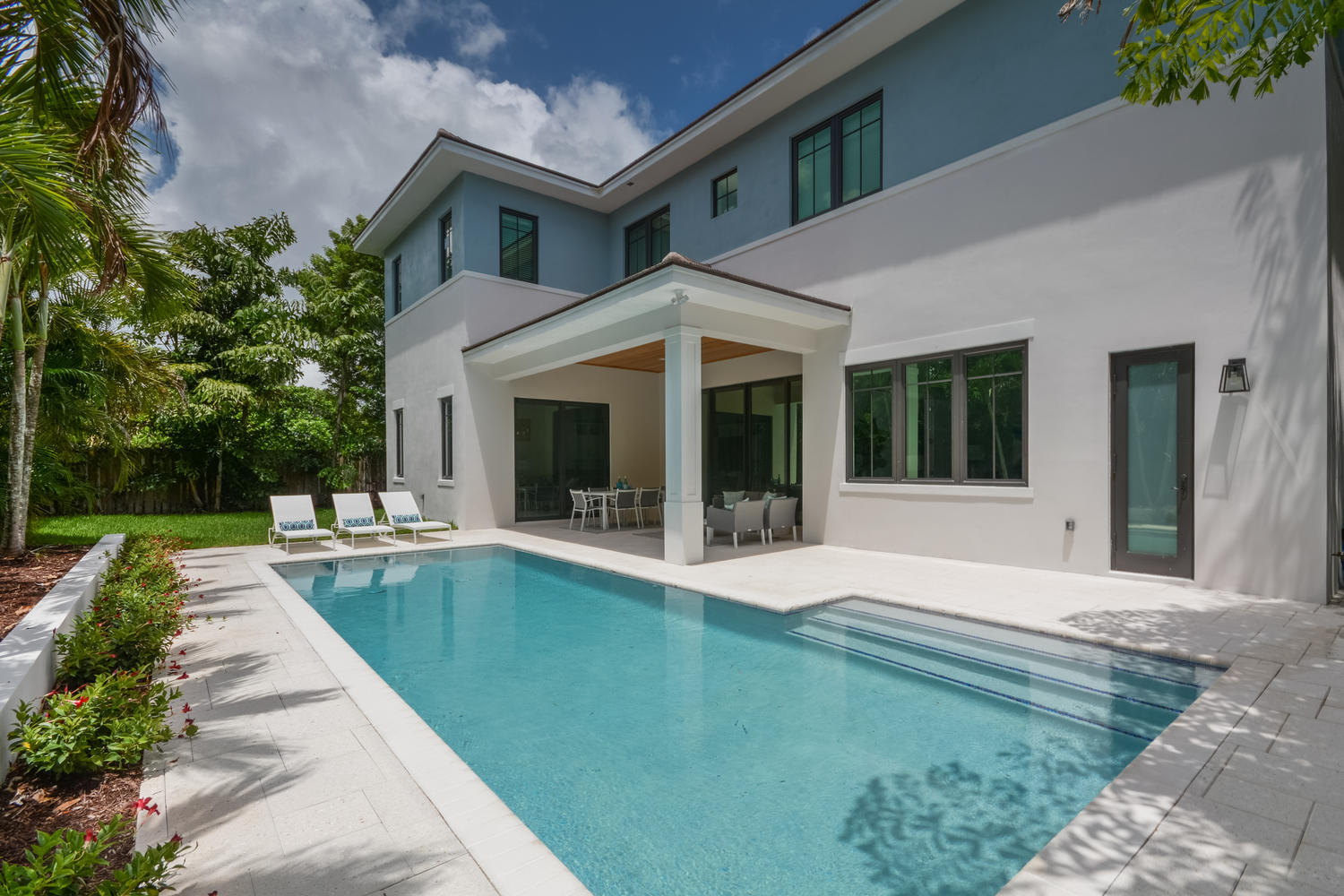 991 Northeast 2nd Terrace Boca Raton, FL 33432 - Photo 2 of 11 991 NE 2nd Terrace Boca Raton-large-039-