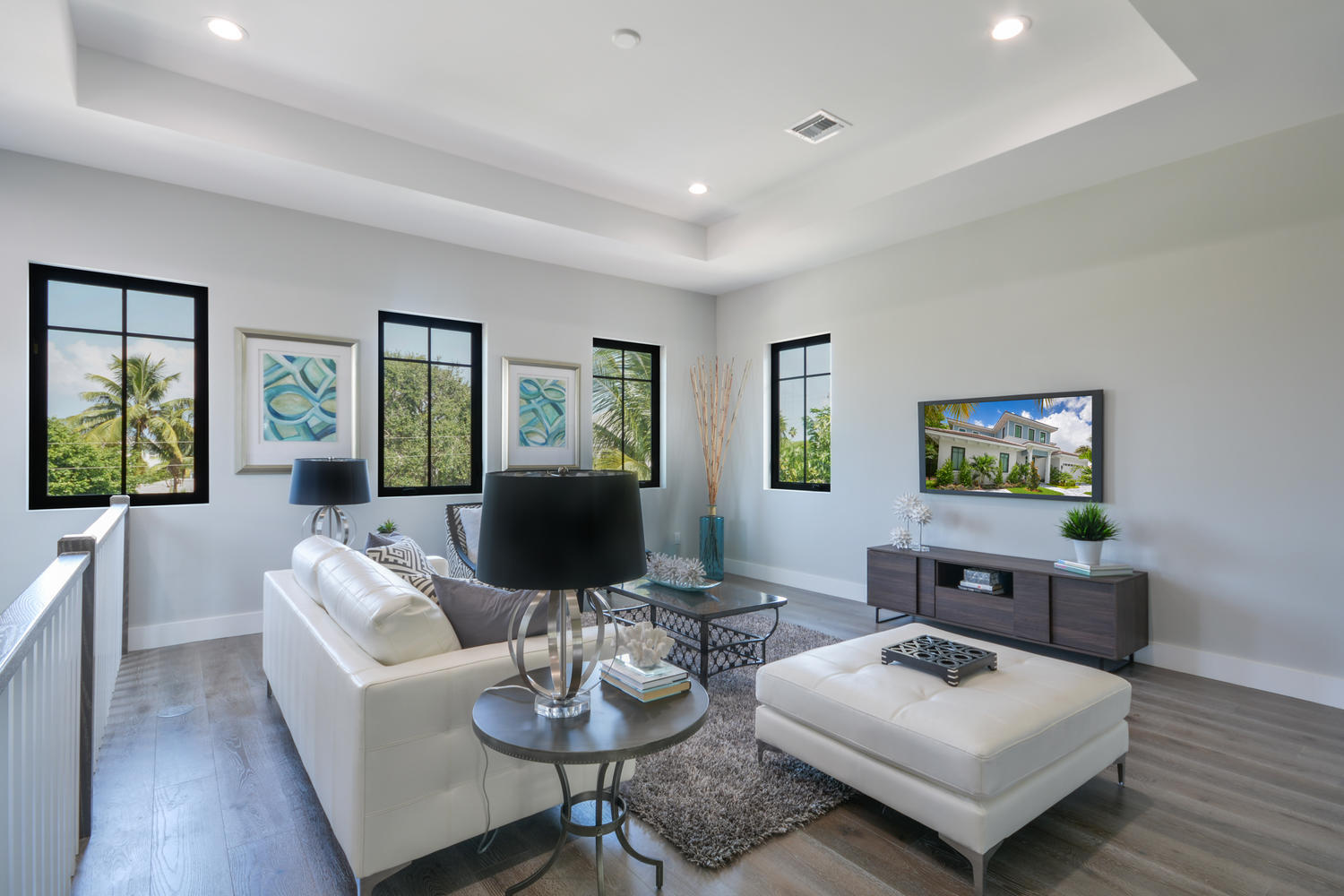 991 Northeast 2nd Terrace Boca Raton, FL 33432 - Photo 4 of 11 FAMILY ROOM/ LOFT